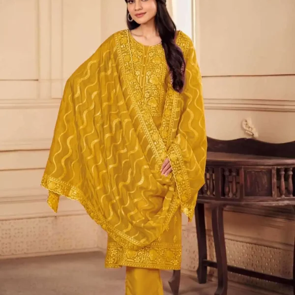 New Embroidery Work Salwar Kameez